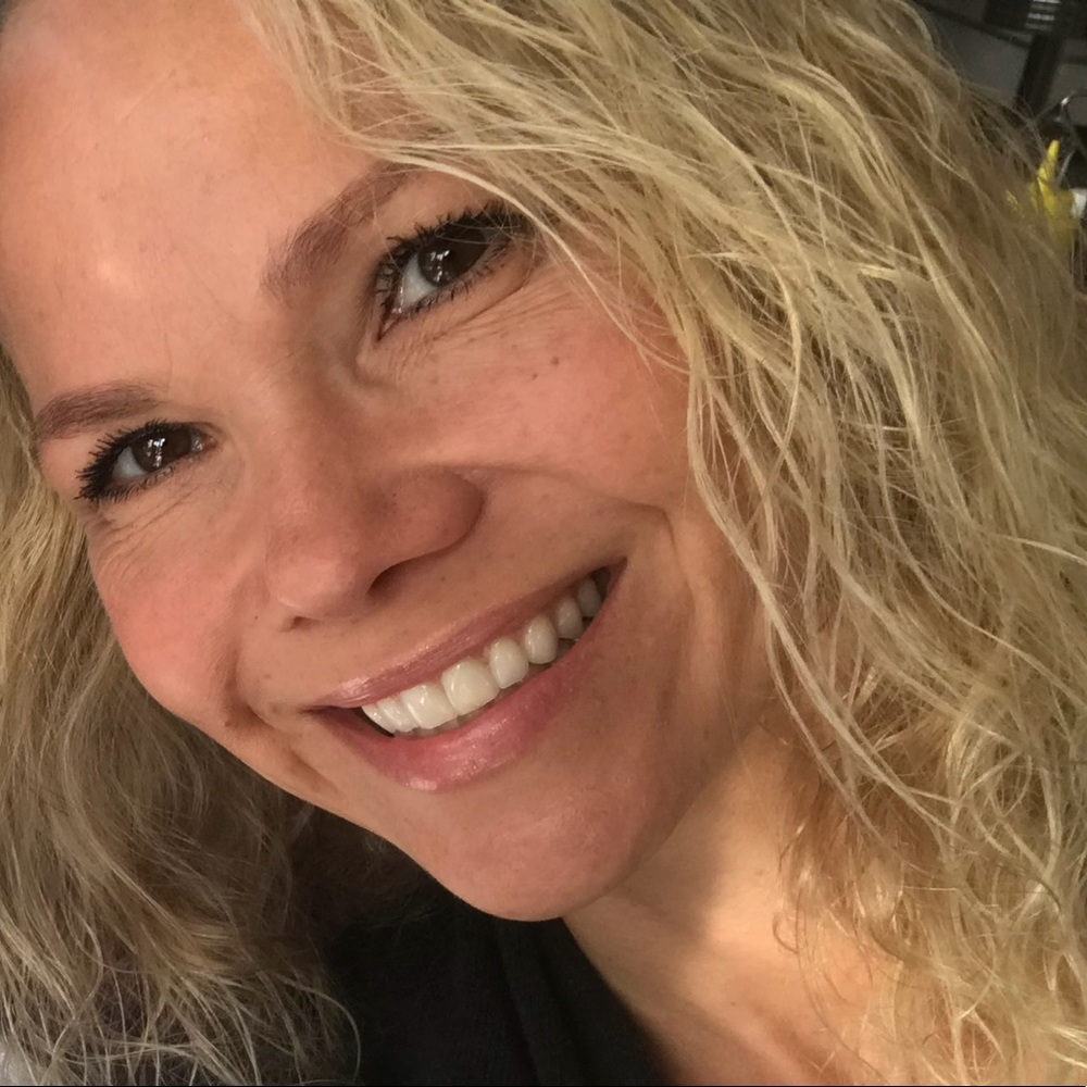 Meet your Posher, Tavania